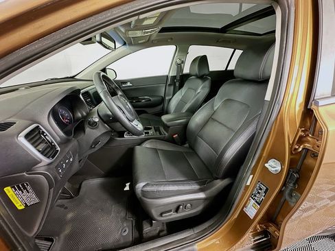 Used 2020 Kia Sportage EX w/ EX Technology Package FWD image 21