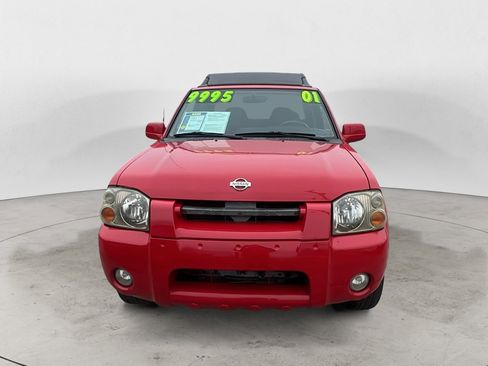 Used 2001 Nissan Frontier S/C image 2