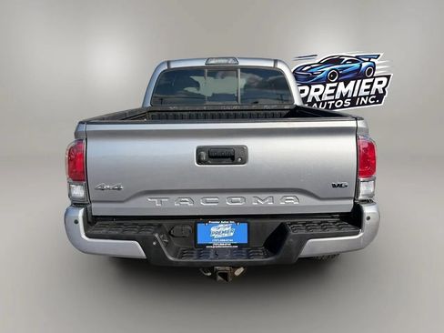 Used 2016 Toyota Tacoma Limited w/ Towing Package AWD/4WD image 6