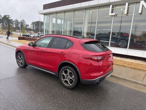 Used 2022 Alfa Romeo Stelvio Ti image 7
