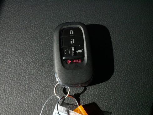 Used 2026 Honda Pilot Black Edition image 34