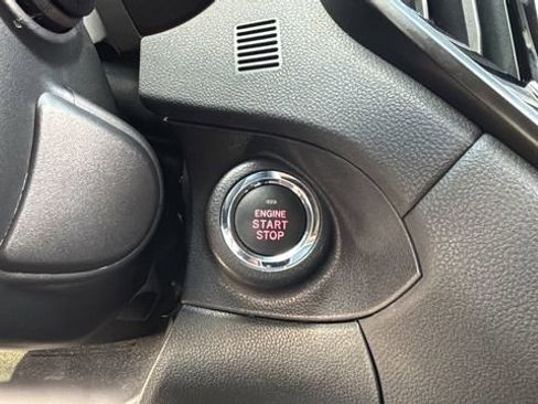 Used 2024 Subaru Ascent Onyx Edition image 29