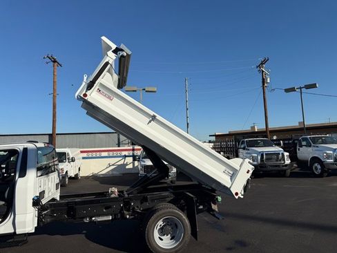 New 2026 Ford F550 4x4 Regular Cab Super Duty image 9