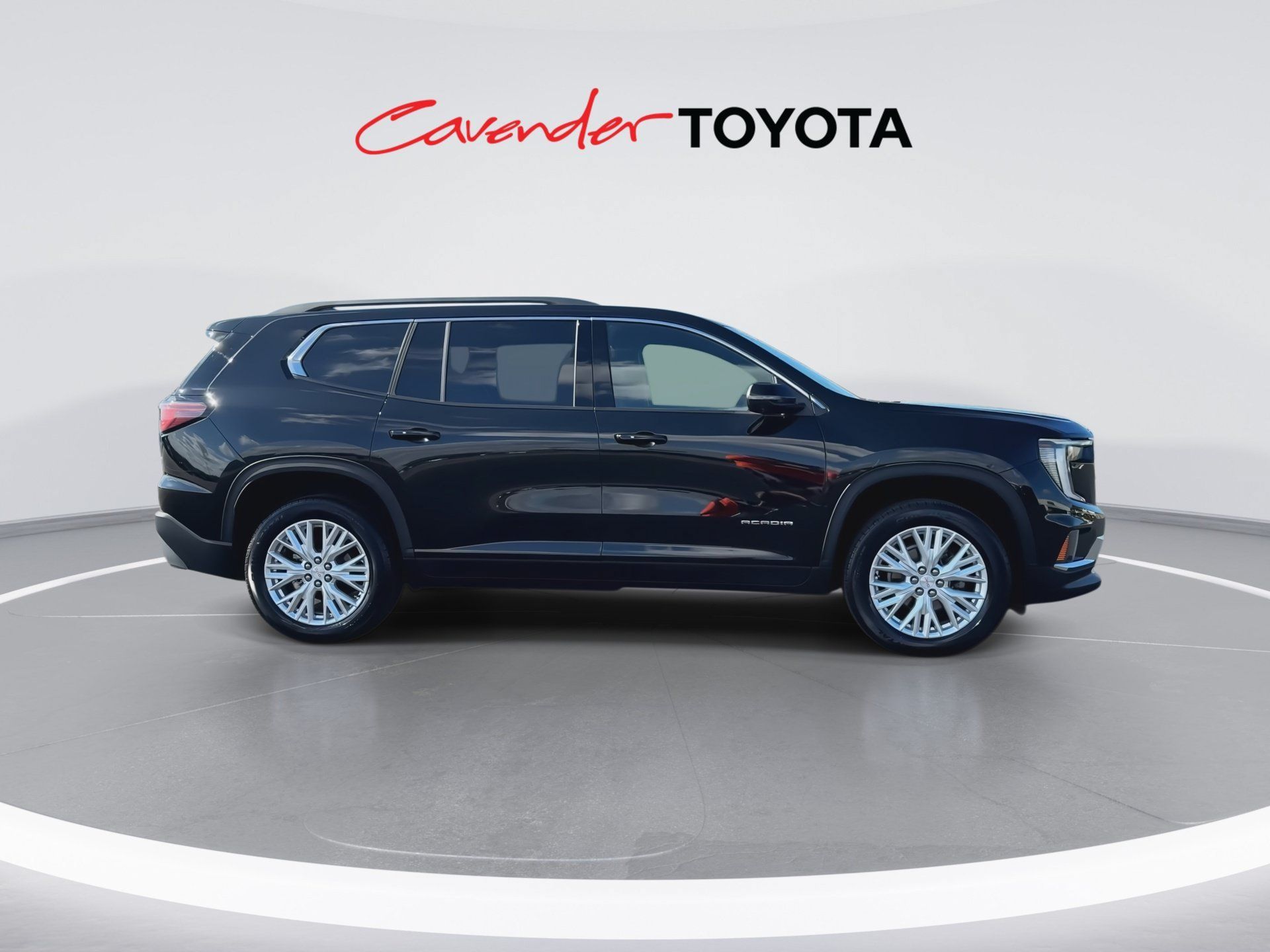 Used 2026 GMC Acadia Elevation w/ Elevation Premium Package FWD image 9