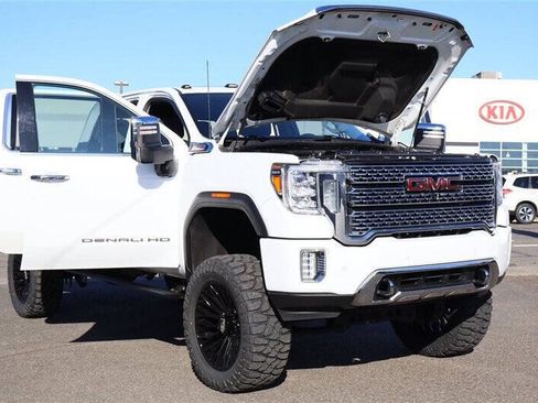 Used 2022 GMC Sierra 3500 Denali AWD/4WD image 46