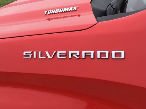 New 2025 Chevrolet Silverado 1500 Custom image 33