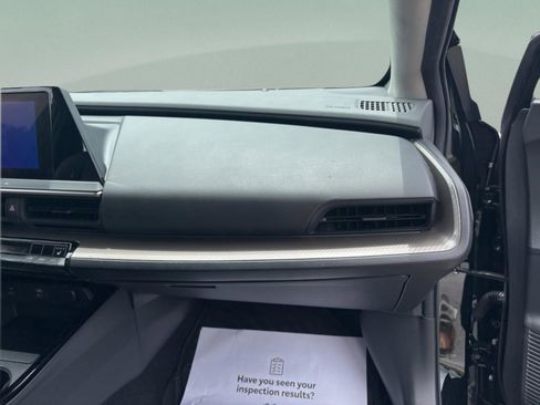 Used 2023 Toyota Prius XLE FWD image 31
