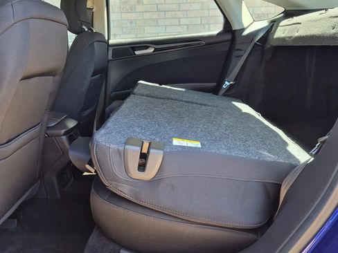 Used 2013 Ford Fusion SE FWD image 18