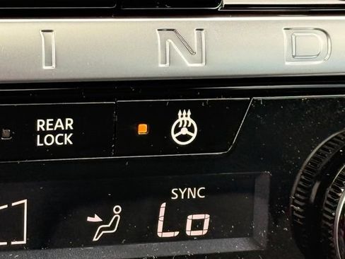 New 2026 Nissan Pathfinder Platinum w/ Cargo Package AWD/4WD image 37