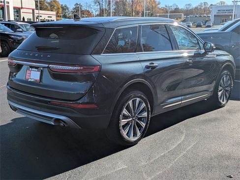 Used 2022 Lincoln Corsair Reserve w/ Equipment Group 201A image 4