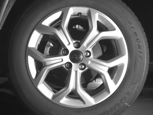 Used 2025 Jeep Compass Latitude image 12