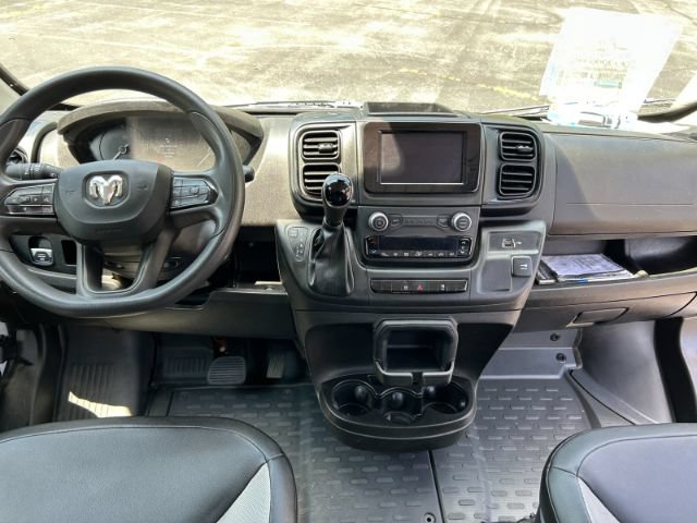 Used 2025 RAM ProMaster 2500 w/ Convenience Group FWD image 11