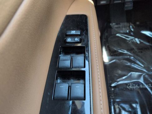 Used 2016 Lexus ES 350 w/ Navigation System Package FWD image 24