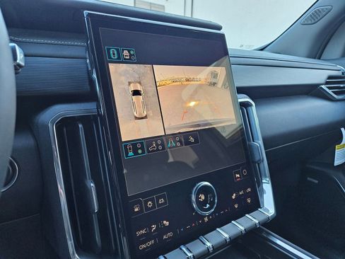 New 2026 GMC Acadia Elevation FWD image 16