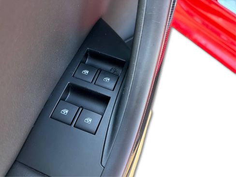Used 2019 Buick Cascada Sport Touring FWD image 28