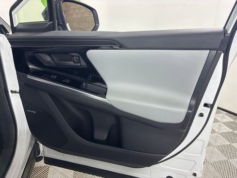 Used 2023 Subaru Solterra AWD image 35