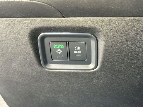 Used 2024 Porsche Cayenne Turbo GT image 17