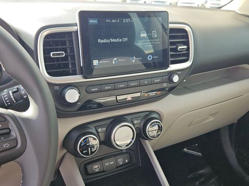 New 2026 Hyundai Venue SEL FWD image 10