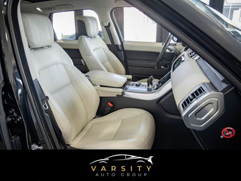 Used 2018 Land Rover Range Rover Sport HSE image 19
