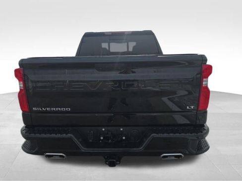 Used 2022 Chevrolet Silverado 1500 LT Trail Boss w/ Convenience Package II image 5