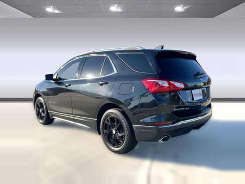 Certified 2019 Chevrolet Equinox LT image 3