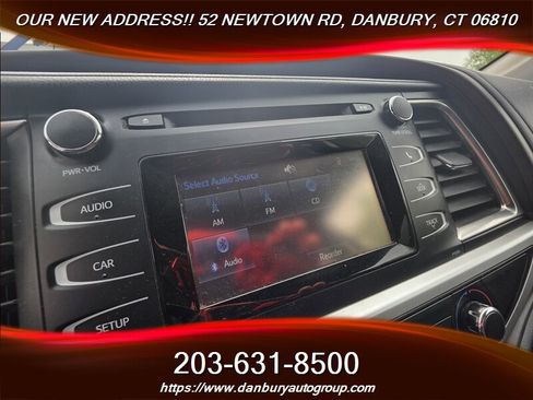 Used 2016 Toyota Highlander LE AWD/4WD image 11