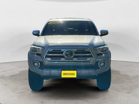 Used 2018 Toyota Tacoma Limited AWD/4WD image 2