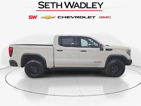 New 2026 GMC Sierra 1500 AT4X w/ AT4X AEV Edition image 8