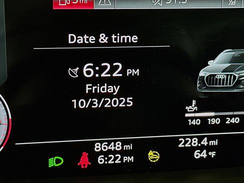 Used 2023 Audi Q3 2.0T Premium Plus image 9