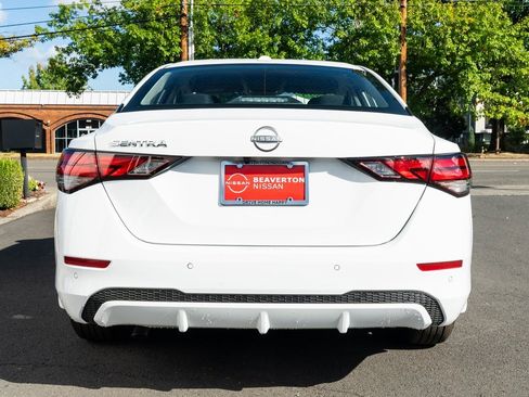 New 2025 Nissan Sentra SV image 5