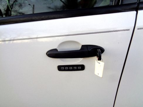 Used 2012 Ford Escape XLT image 12