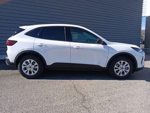 New 2026 Ford Escape Active w/ Cold Weather Package FWD image 2