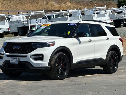 Certified 2022 Ford Explorer ST w/ Equipment Group 401A AWD/4WD image 8