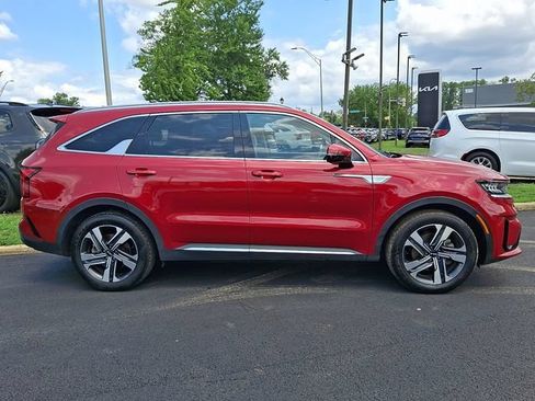 Used 2023 Kia Sorento EX AWD/4WD image 6