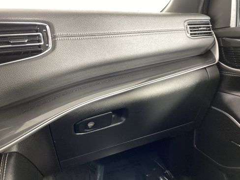 Used 2022 Jeep Wagoneer Series I w/ Premium Group I image 31