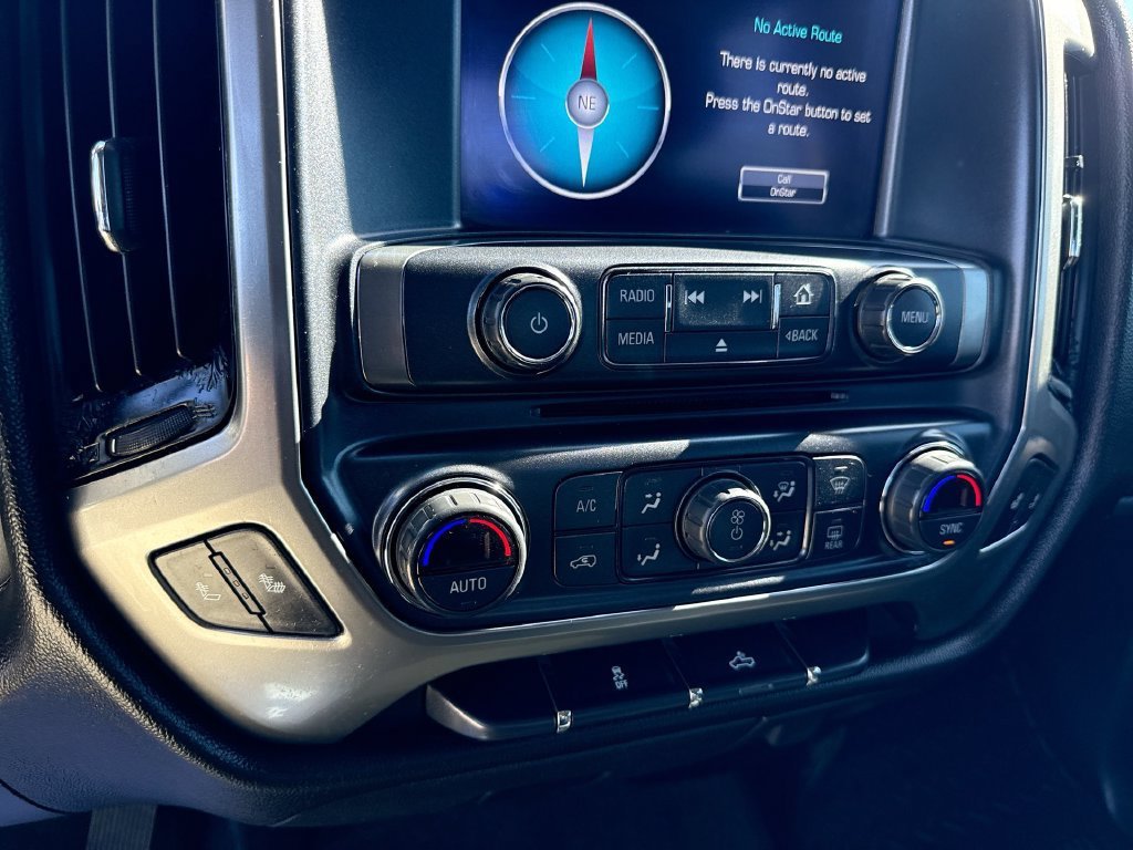 Used 2018 Chevrolet Silverado 1500 LT w/ All Star Edition AWD/4WD image 19