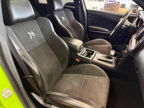 Used 2023 Dodge Charger Scat Pack w/ Dynamics Package RWD image 6
