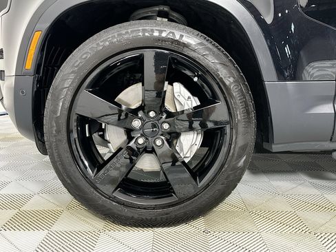 Certified 2026 Land Rover Defender 110 S AWD/4WD image 9