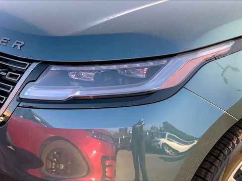 New 2026 Land Rover Range Rover Velar S image 16