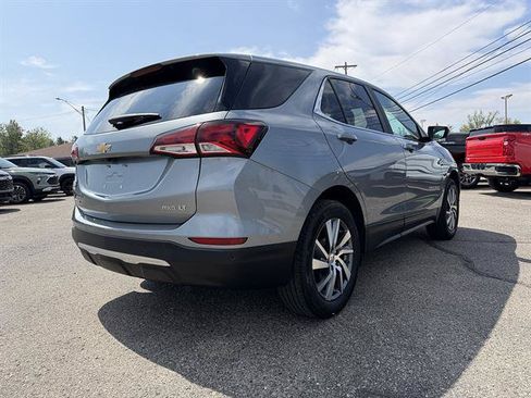 Used 2024 Chevrolet Equinox LT AWD/4WD image 6