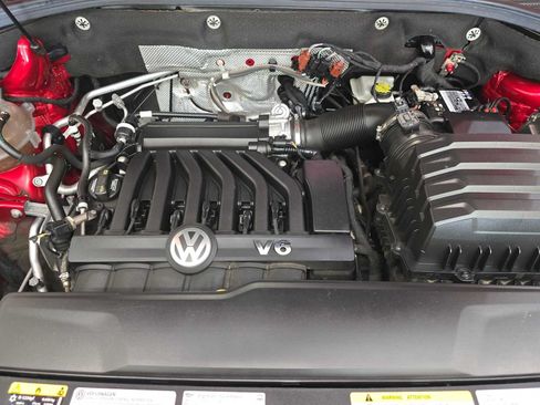 Used 2021 Volkswagen Atlas SEL R-Line AWD/4WD image 9