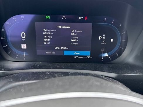 Used 2024 Volvo XC90 B6 Plus w/ Protection Package Premier image 4