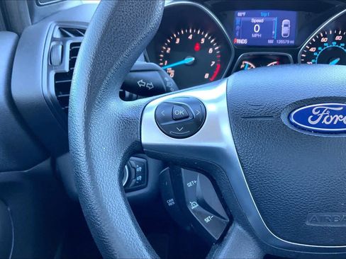 Used 2015 Ford Escape SE image 23