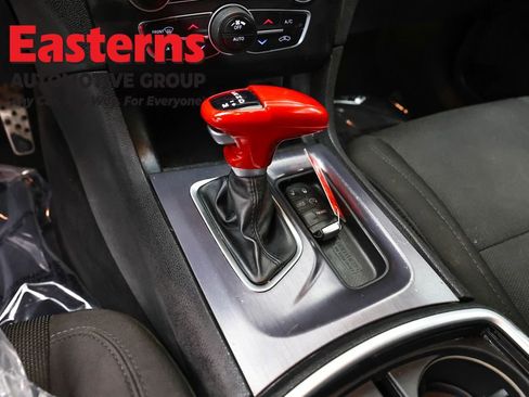 Used 2018 Dodge Charger R/T Scat Pack RWD image 12