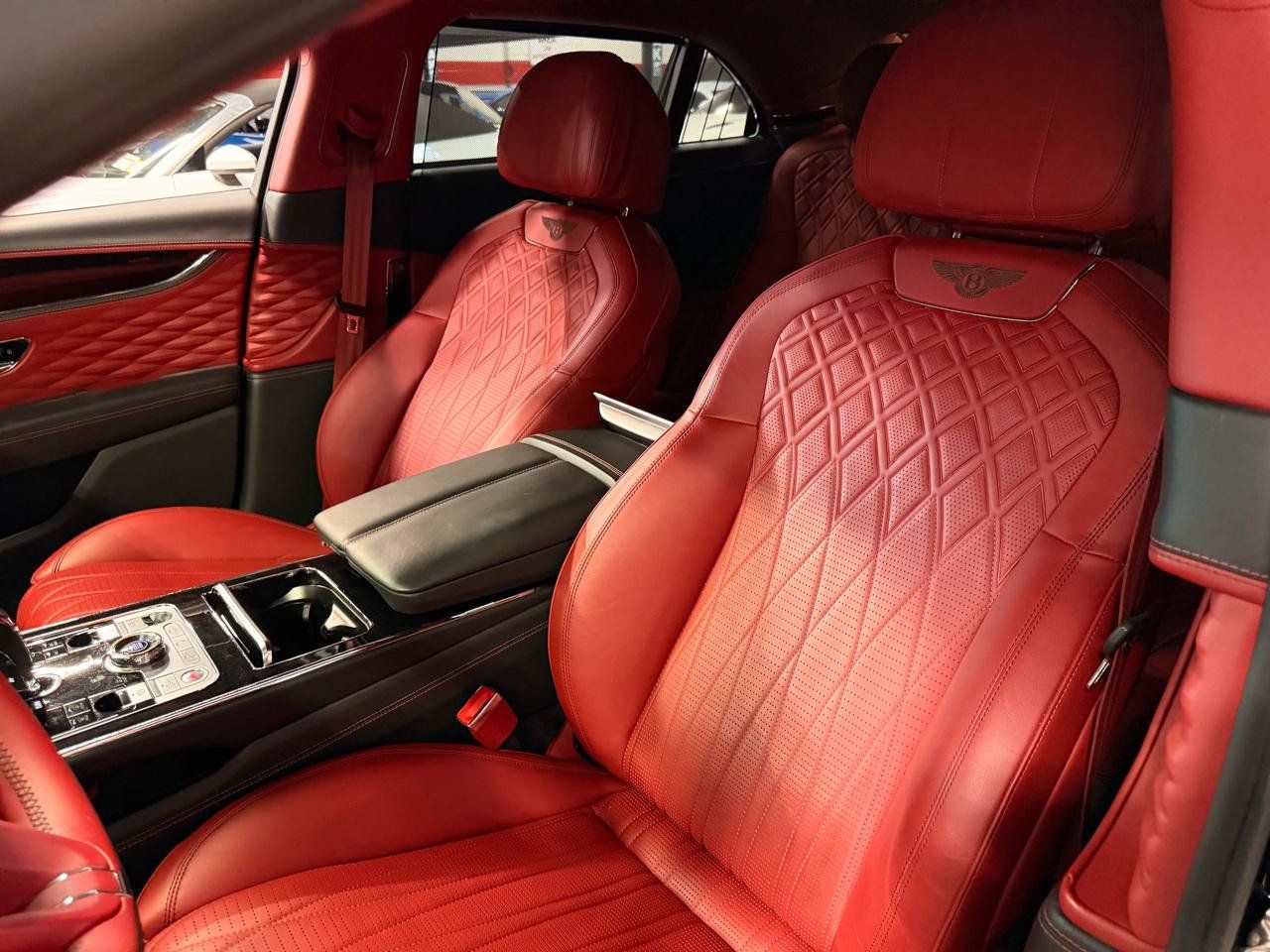 Used 2021 Bentley Flying Spur W12 AWD/4WD image 17