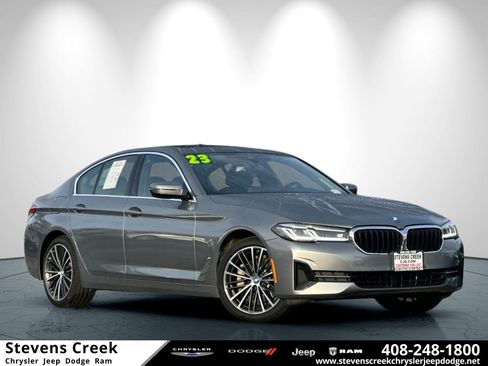 Used 2023 BMW 530e w/ Convenience Package image 1