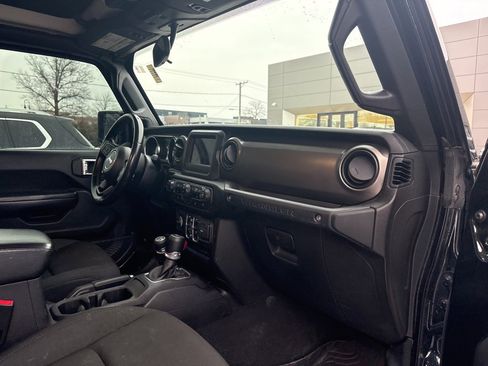 Used 2020 Jeep Wrangler Unlimited Sport S image 6