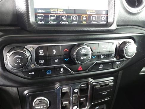 Used 2022 Jeep Wrangler Unlimited Sahara w/ Cold Weather Group image 22