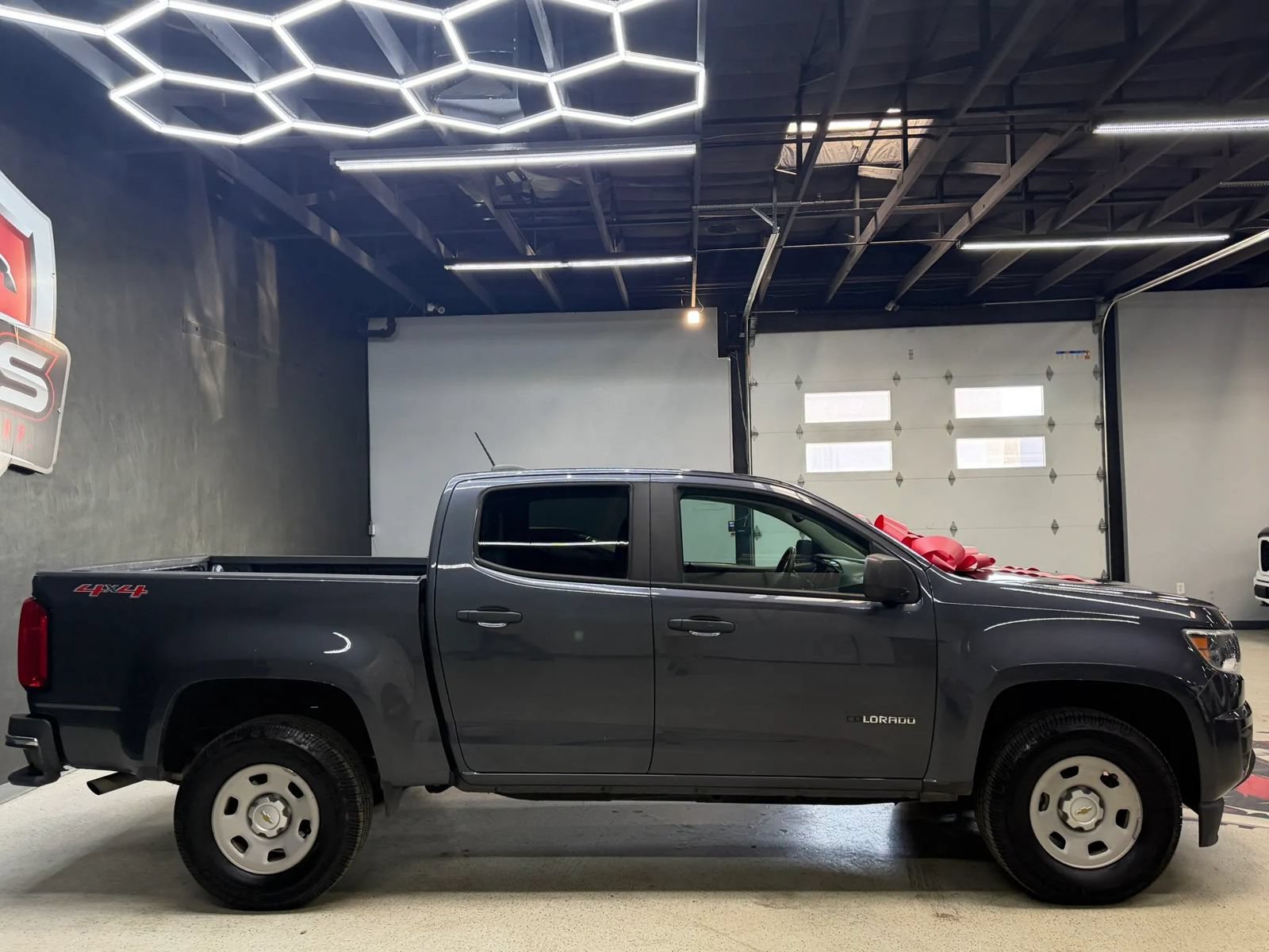 Used 2017 Chevrolet Colorado W/T w/ WT Convenience Package AWD/4WD image 10