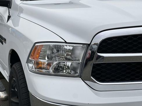 Used 2016 RAM 1500 Classic SLT image 9